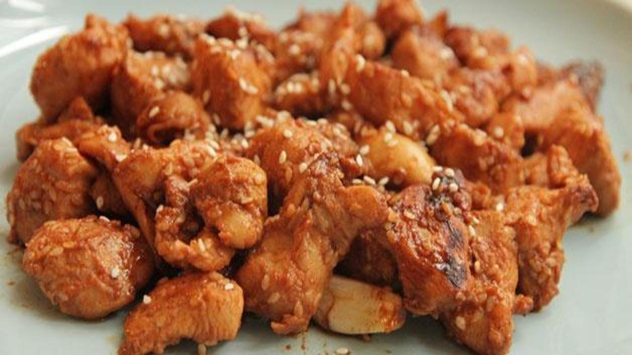 Soslu tavuk göğsü tarifi