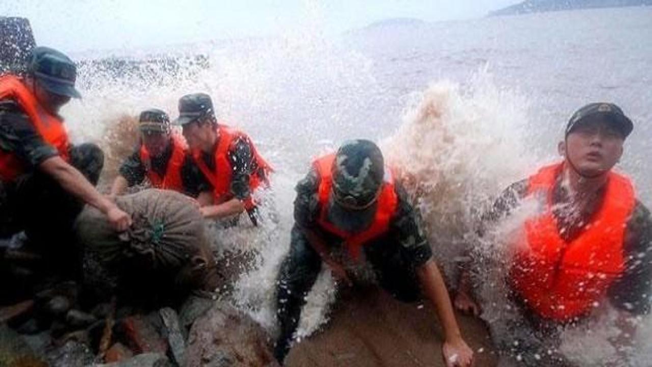 Soudelor tayfunu Çin'de 14 can aldı