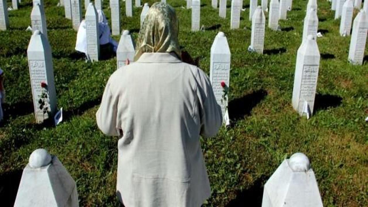 Srebrenitsa kurbanları defnedildi