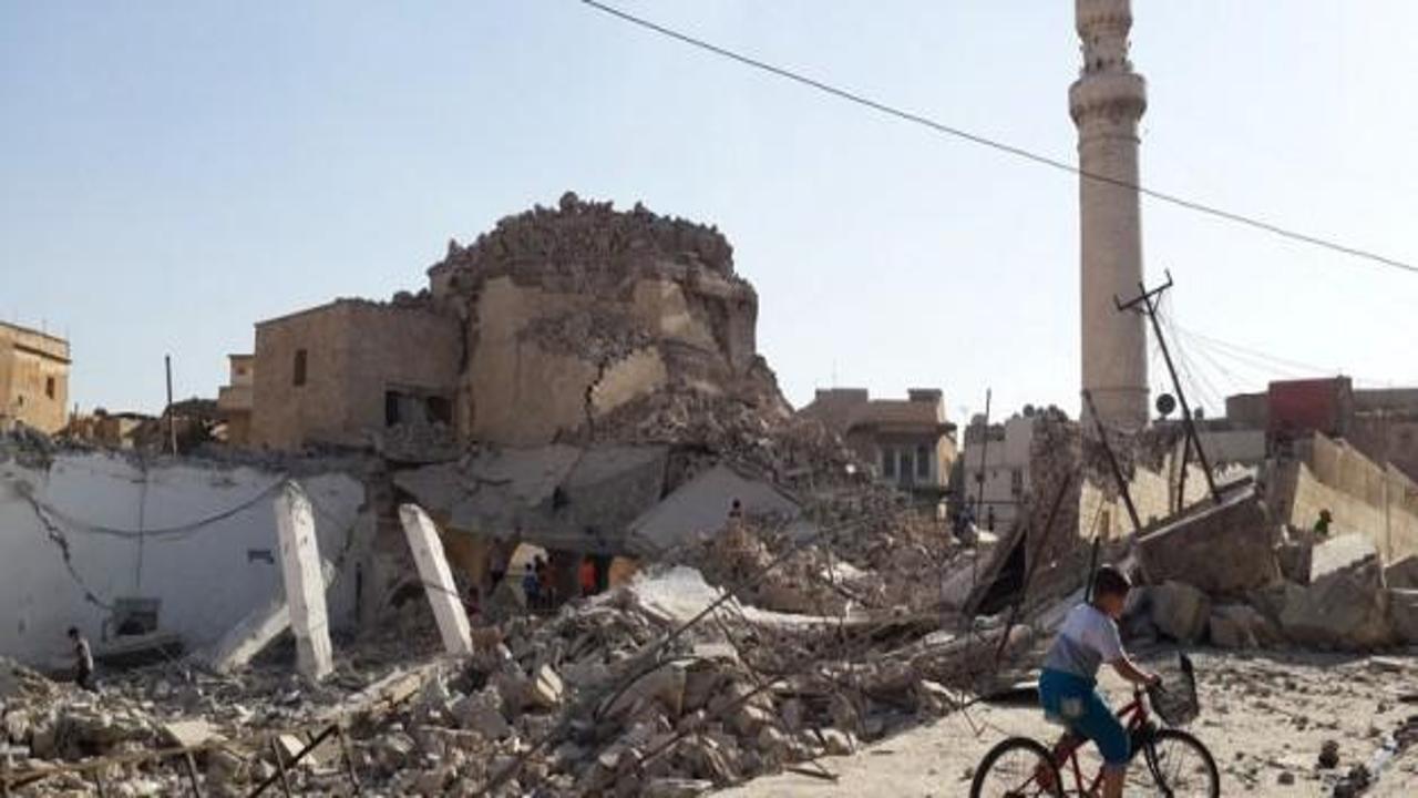 Sünnilere ait camiye silahlı saldırı: 30 ölü