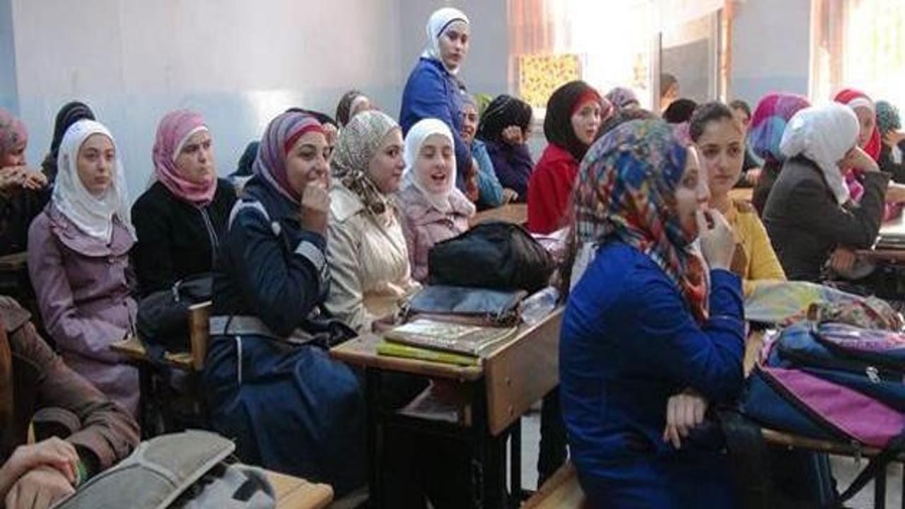 Suriyeli öğrencilere yardım