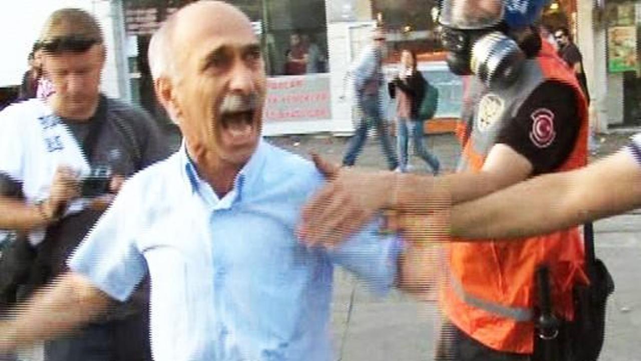 Taksim'de esnaftan polise sert tepki