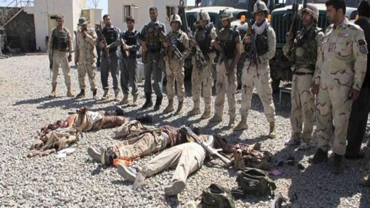 Afganistan'da Taliban'a darbe: 52 ölü