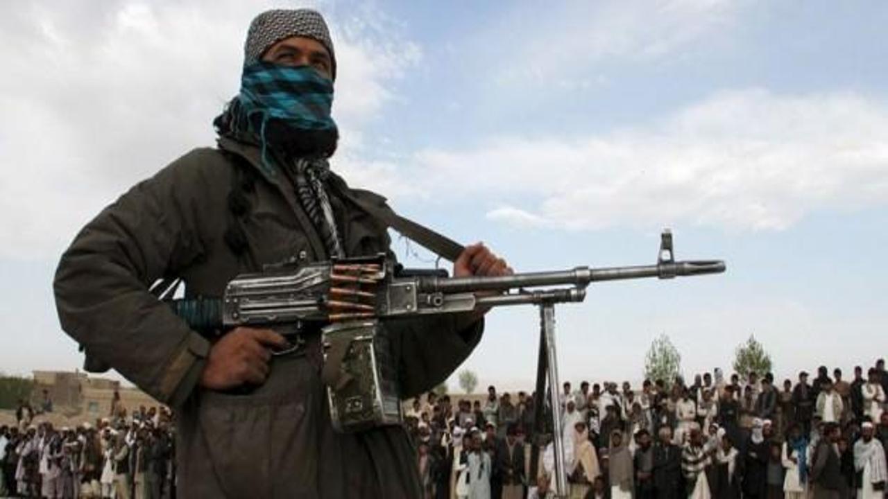 Taliban'ın ele geçirdiği ilçe geri alındı