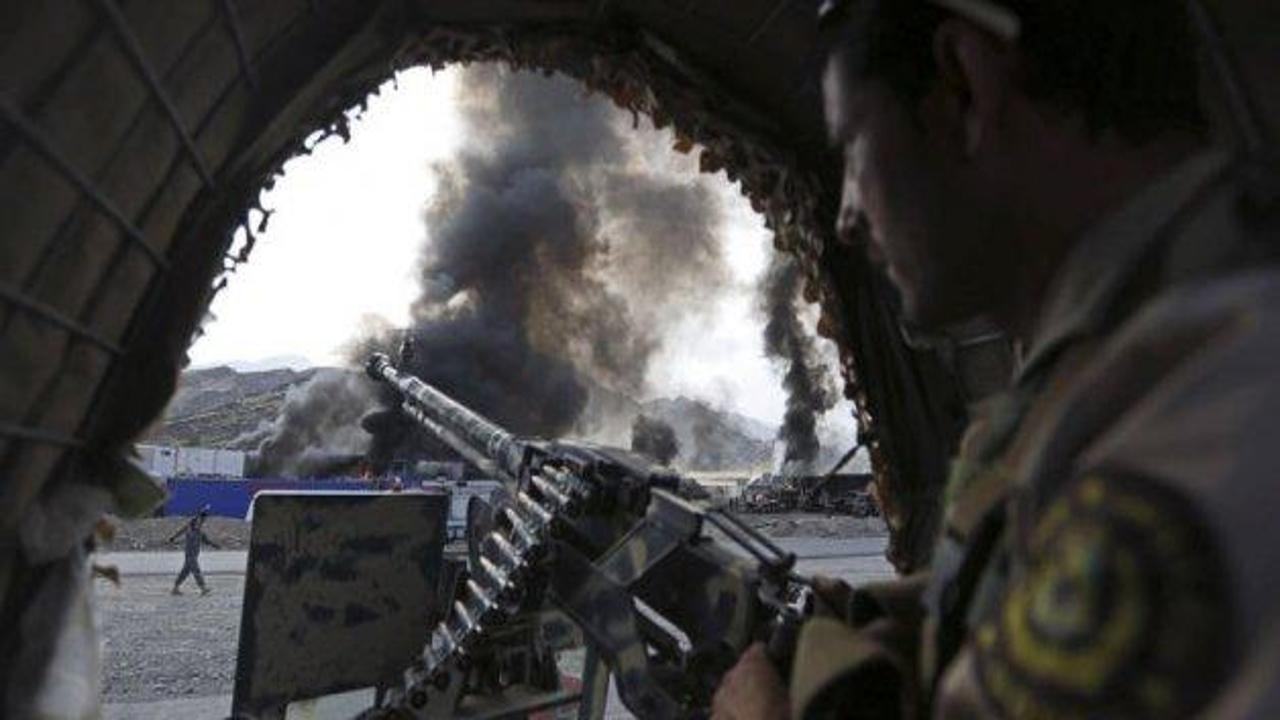 Güvenlik güçleri Taliban'la çatıştı: 14 ölü