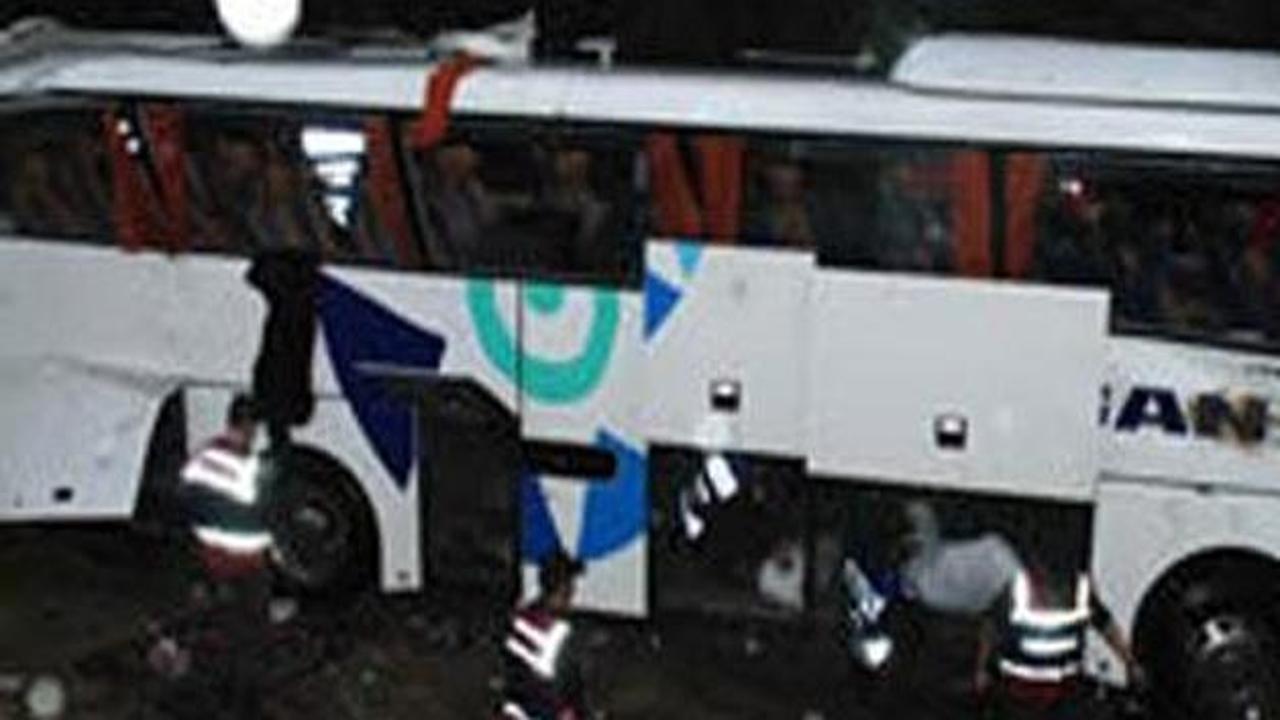 TEM otoyolu Düzce'de kaza. 1 ölü, 2 yaralı