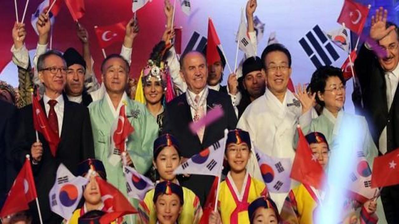 Başkan Kadir Topbaş'a Seul'de  b&uuml;y&uuml;k ilgi