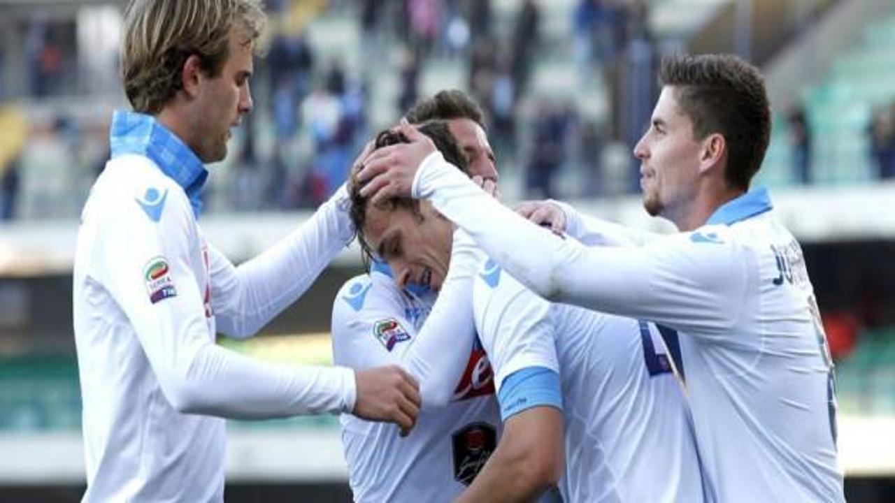 Trabzon'un rakibi Napoli deplasmanda güldü
