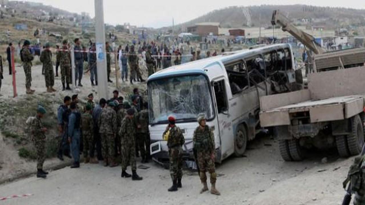 Afganistan'da trafik faciası: 32 ölü