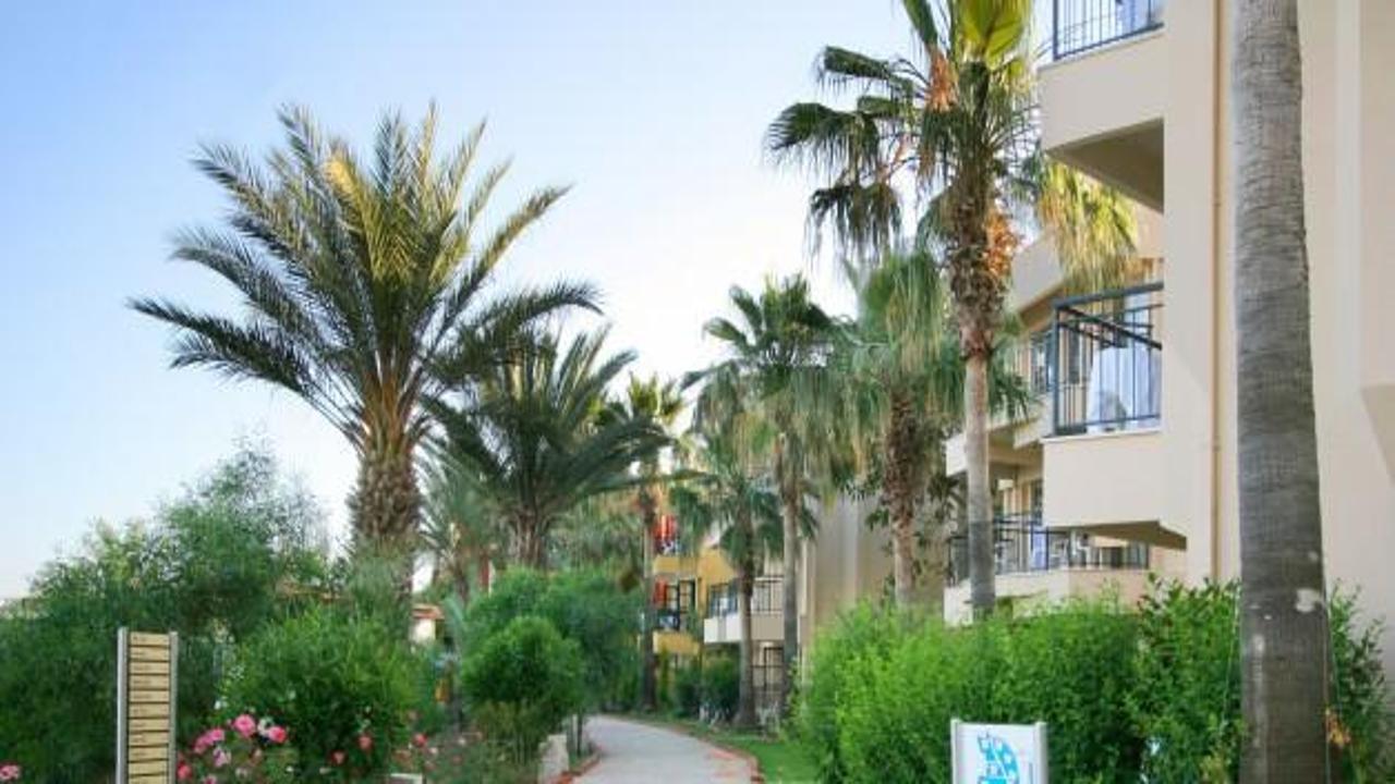 Tropikal bahçelerde denize sıfır Flora odalar