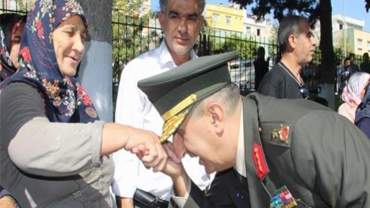 Tugay komutanından örnek davranış!