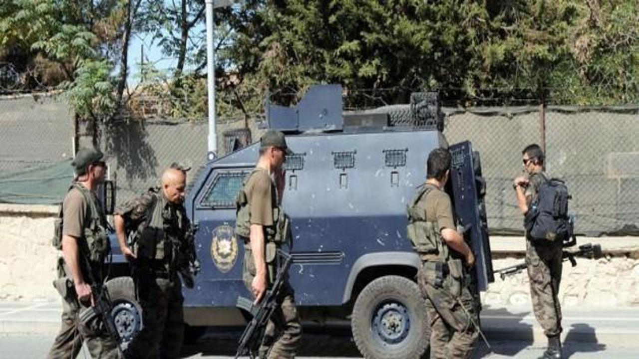 Türk polisi, DAEŞ'e geçit vermiyor
