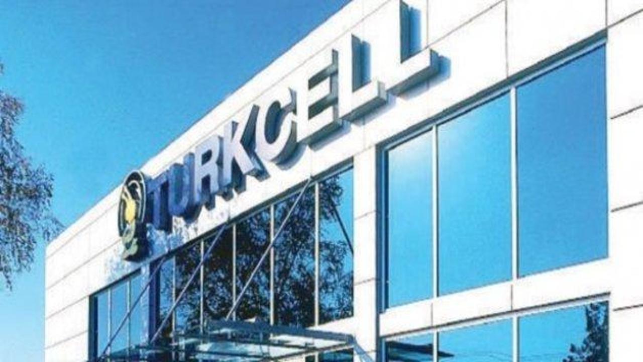 Turkcell, A-Tel'deki paylarını sattı