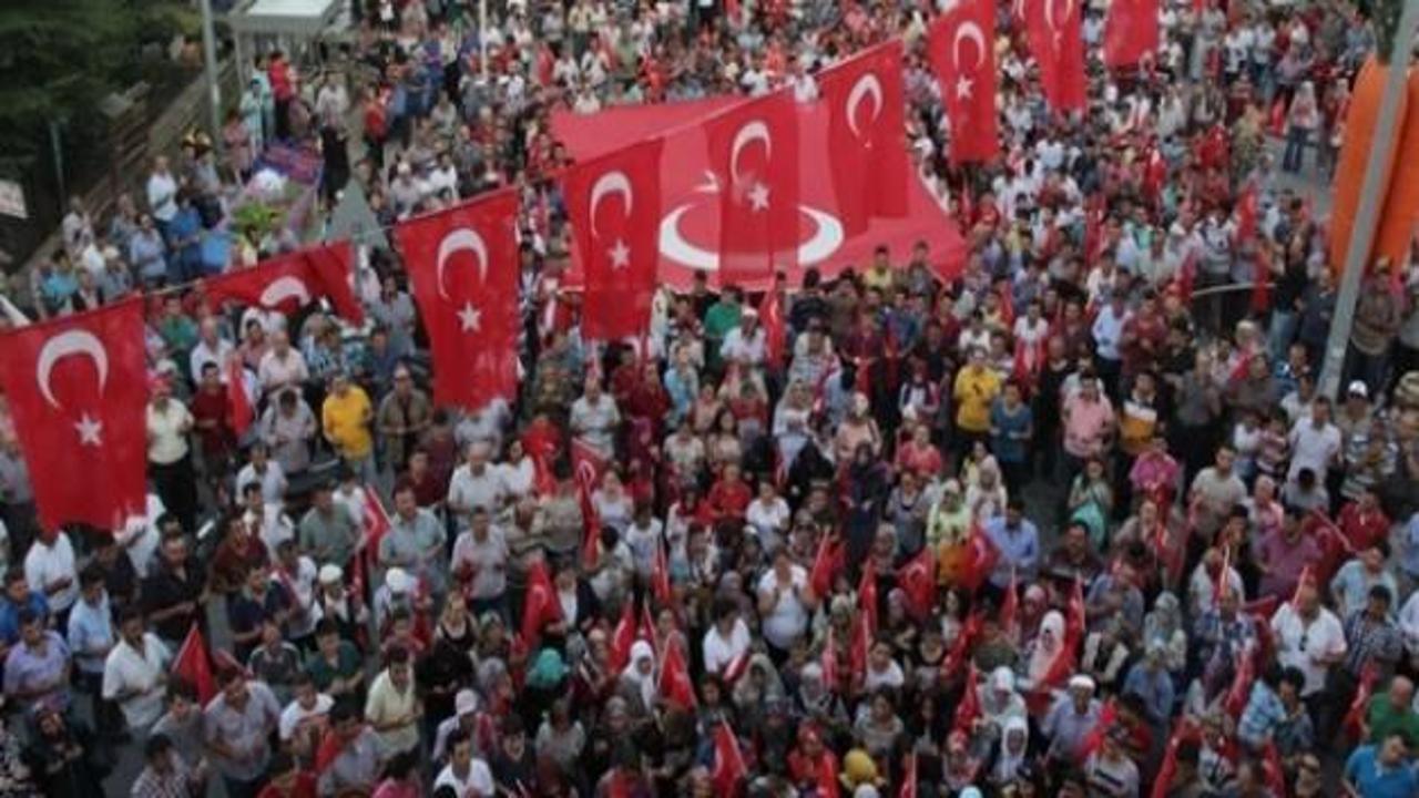Türkiye teröre karşı yürüyor