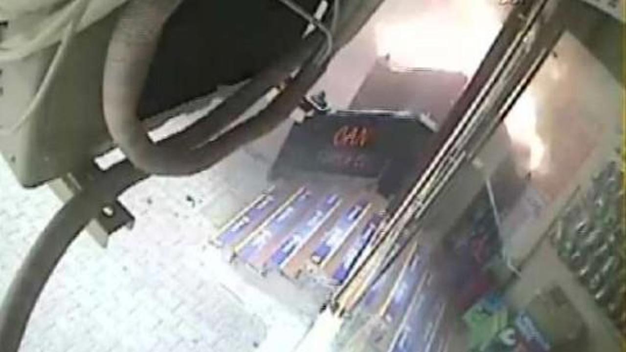 T&uuml;rk&uuml; Evi'nde ki patlama an be an kamerada