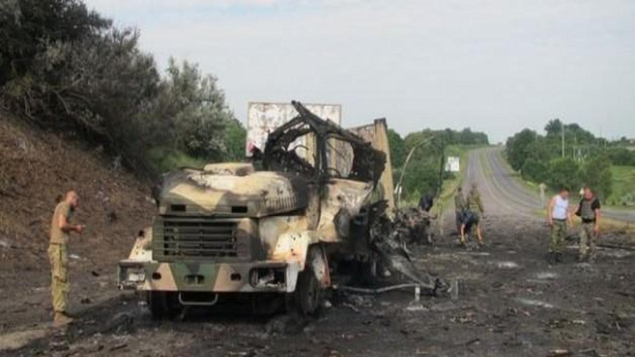 Ukrayna'da mühimmat yüklü askeri araç patladı