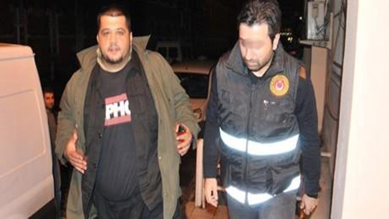 Ünlü rapçi tutuklandı! 'Ceza' aranıyor