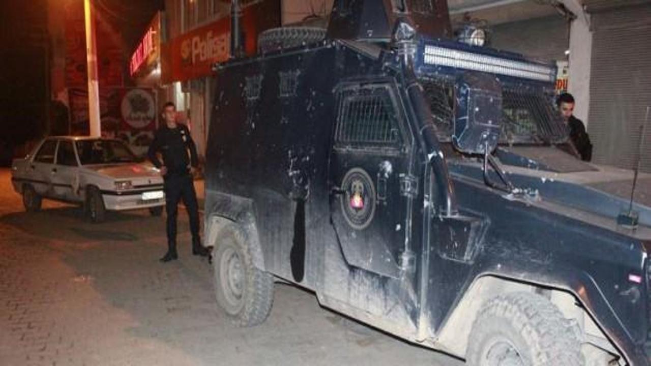 Urfa'da polis aracı ile otomobil çarpıştı