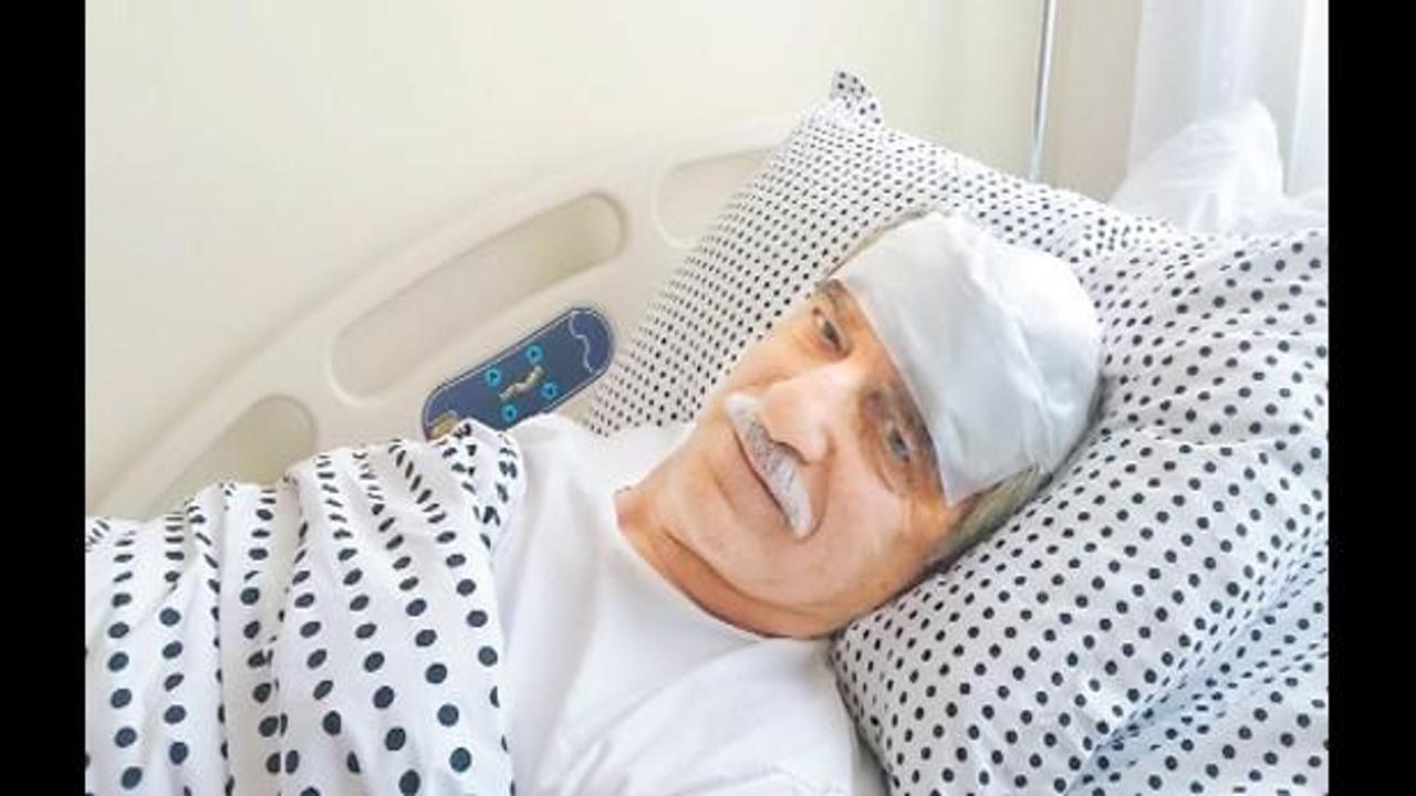 Usta kalem sevenlerinden dua bekliyor