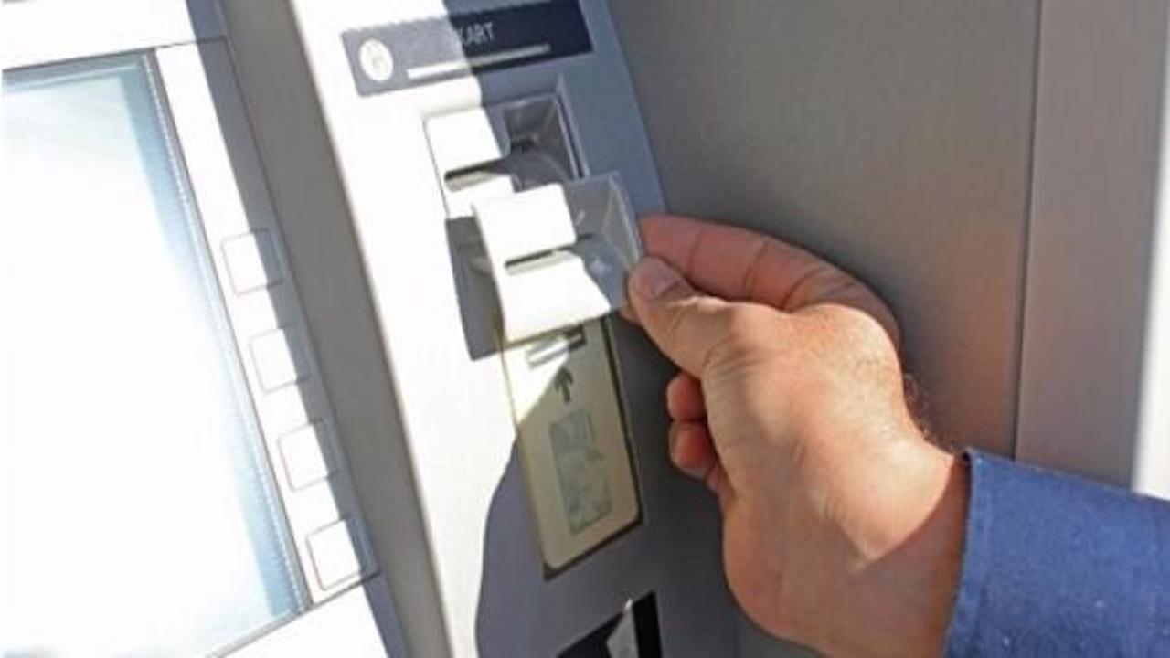 Uyanık vatandaş ATM hırsızlığını engelledi