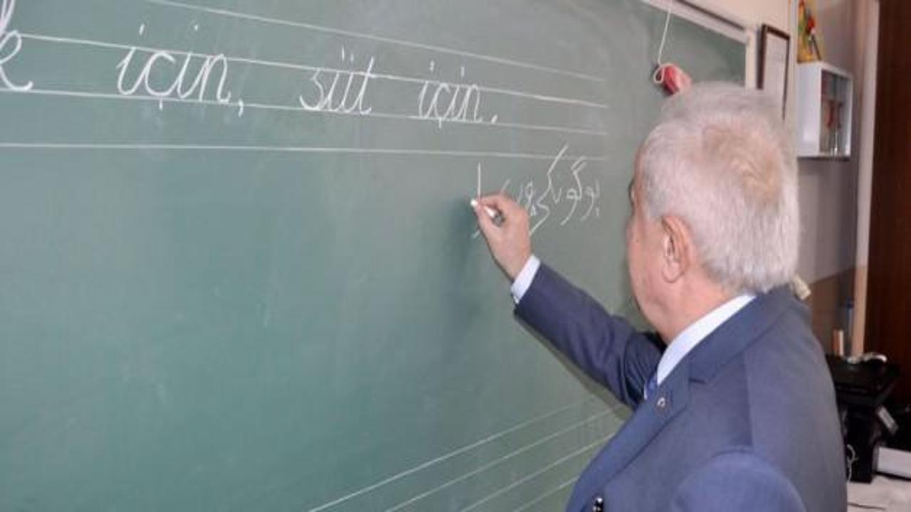 Vali Şahin sloganı Osmanlıca yazdı