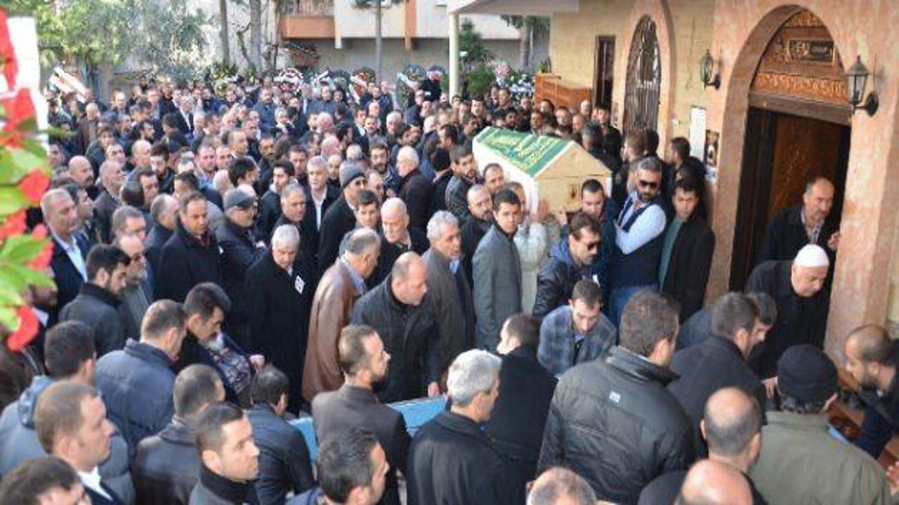 Vedat Şahin'in cenazesinde izdiham