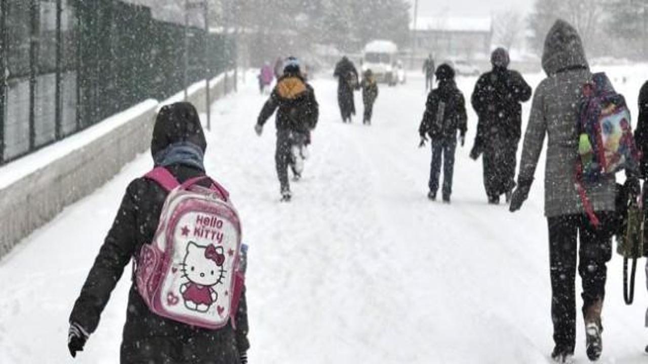 Ankara dahil 7 ilde okullara kar tatili