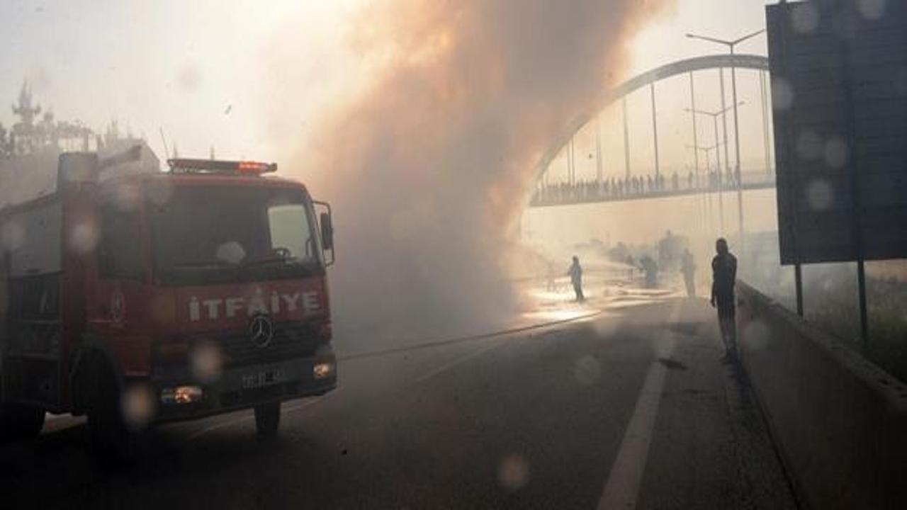 Yakıt y&uuml;kl&uuml; 2 tanker alev aldı: 1 &ouml;l&uuml;, 1 yaralı