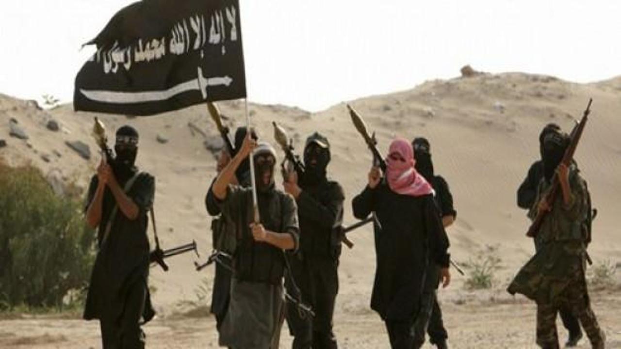 Yemen El Kaide'si Fransa'yı tehdit etti
