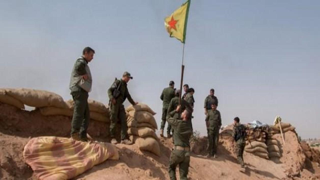 YPG, Telabyad'a hendek kazıyor