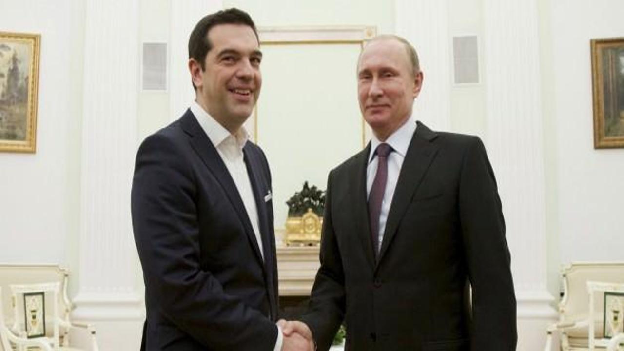 Yunanistan Başbakanı Putin'i arayacak