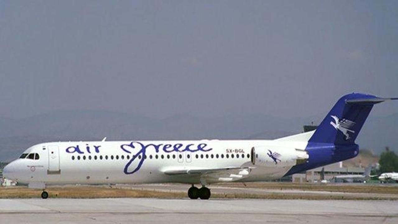 Yunanistan'da uçak düştü: 2 ölü