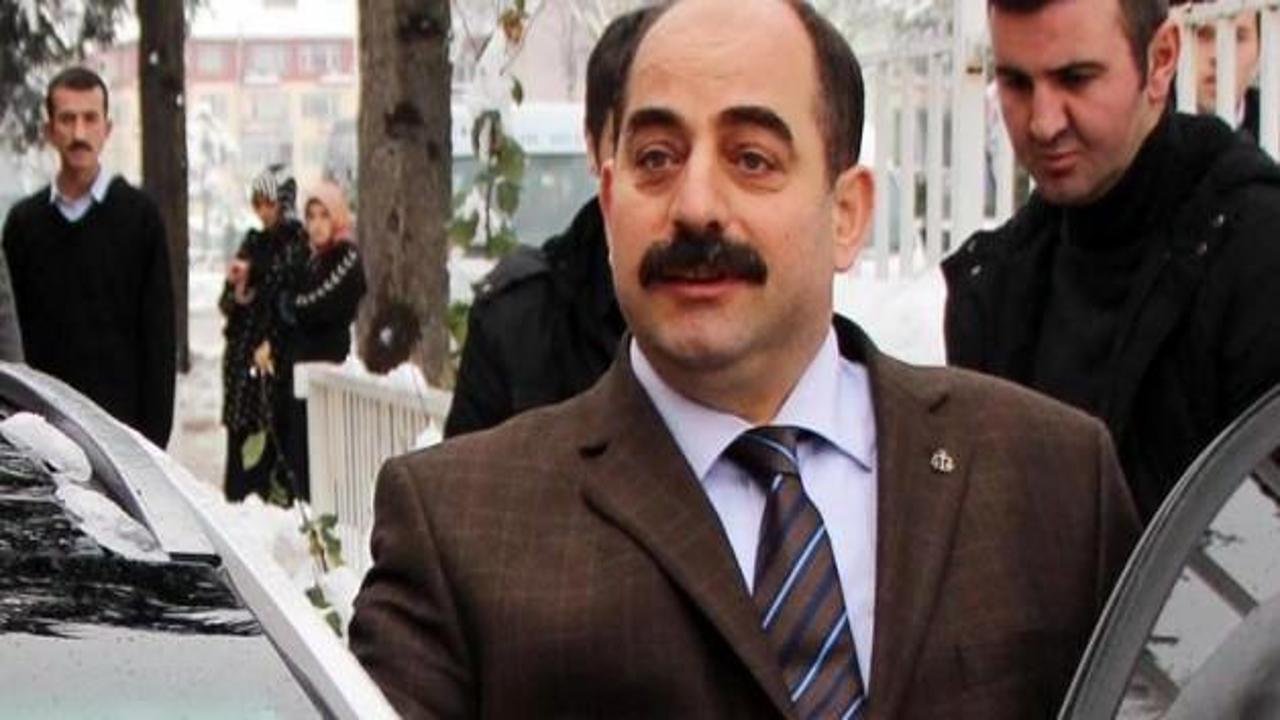 Zekeriya Öz ve Celal Kara yurt dışına kaçtı