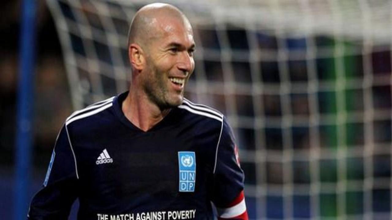 Zidane futboldan men edildi