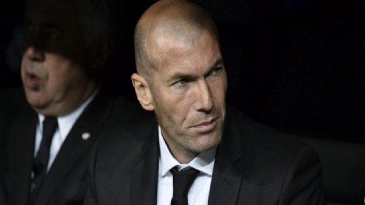 Zidane için flaş teknik direktörlük açıklaması