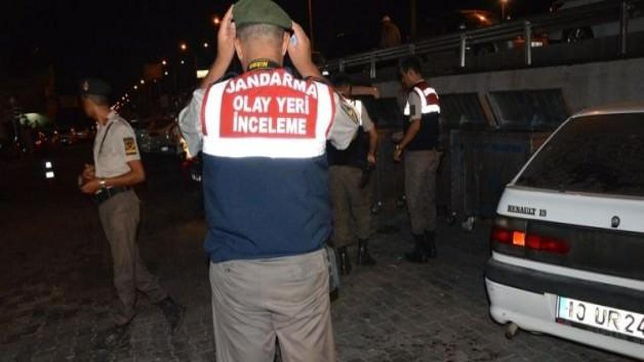 Zırhlı araca roketli saldırı: 2 polis yaralandı