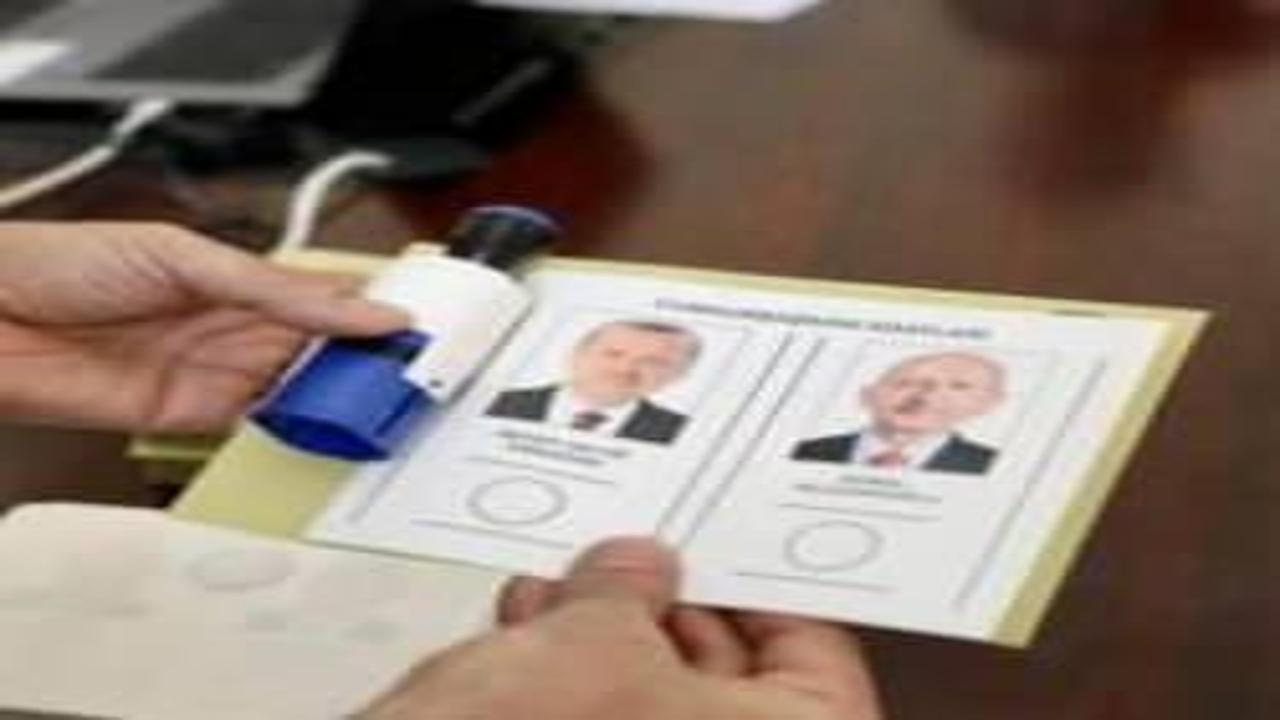 Türkiye sandık başında Oy verme işleminde son dakikalar