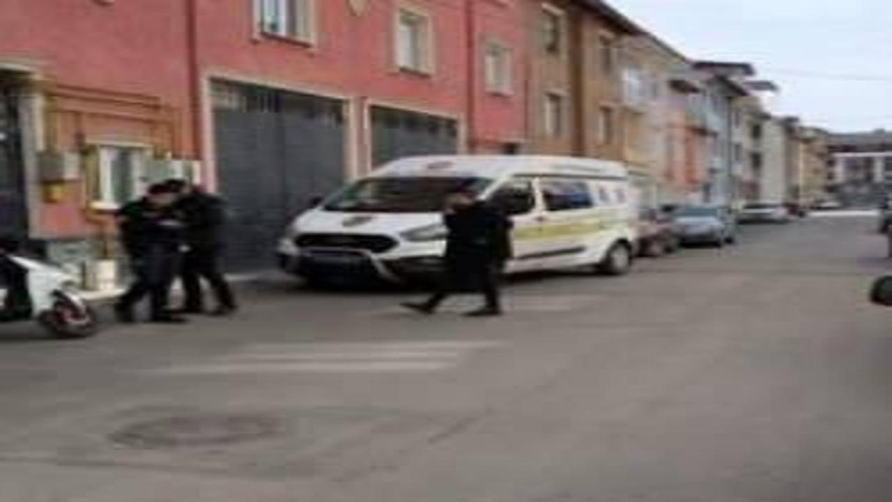 Kütahya'da 3 aylık hamile eşini bıçakla öldüren koca tutuklandı