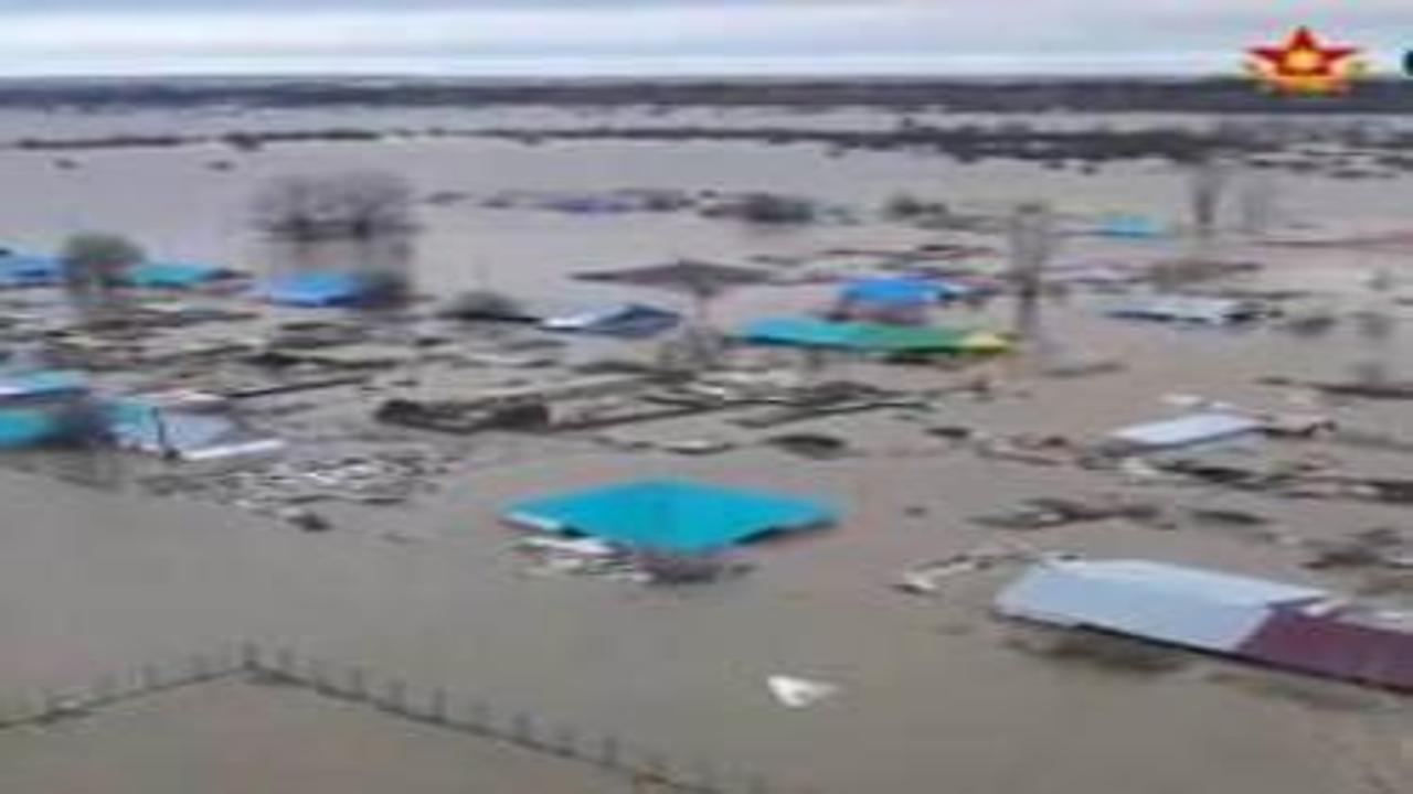 Baraj patladı köyü su bastı Ürkütücü görüntüler Kazakistan'dan