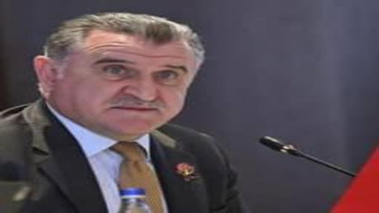 Bakan Bak, dünya ikincisi olan espor oyuncularını tebrik etti