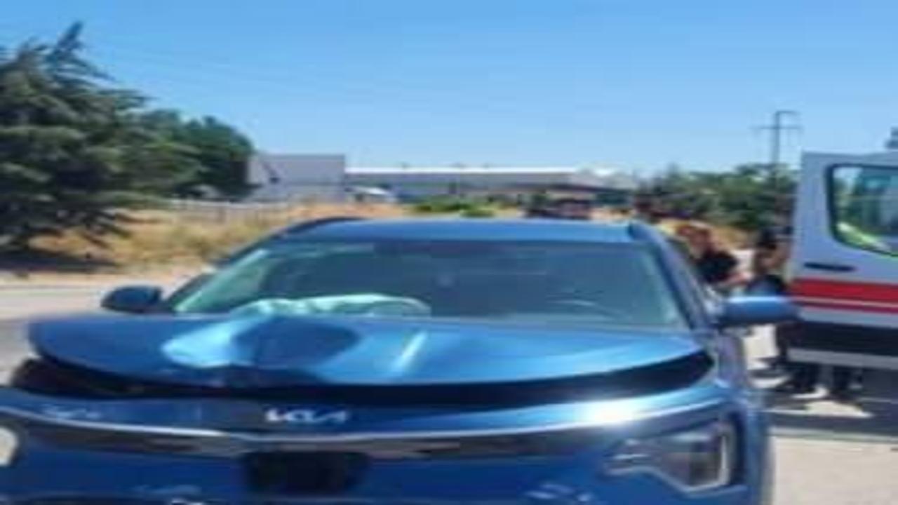 Bursa'da otomobiller çarpıştı! Yaralılar var