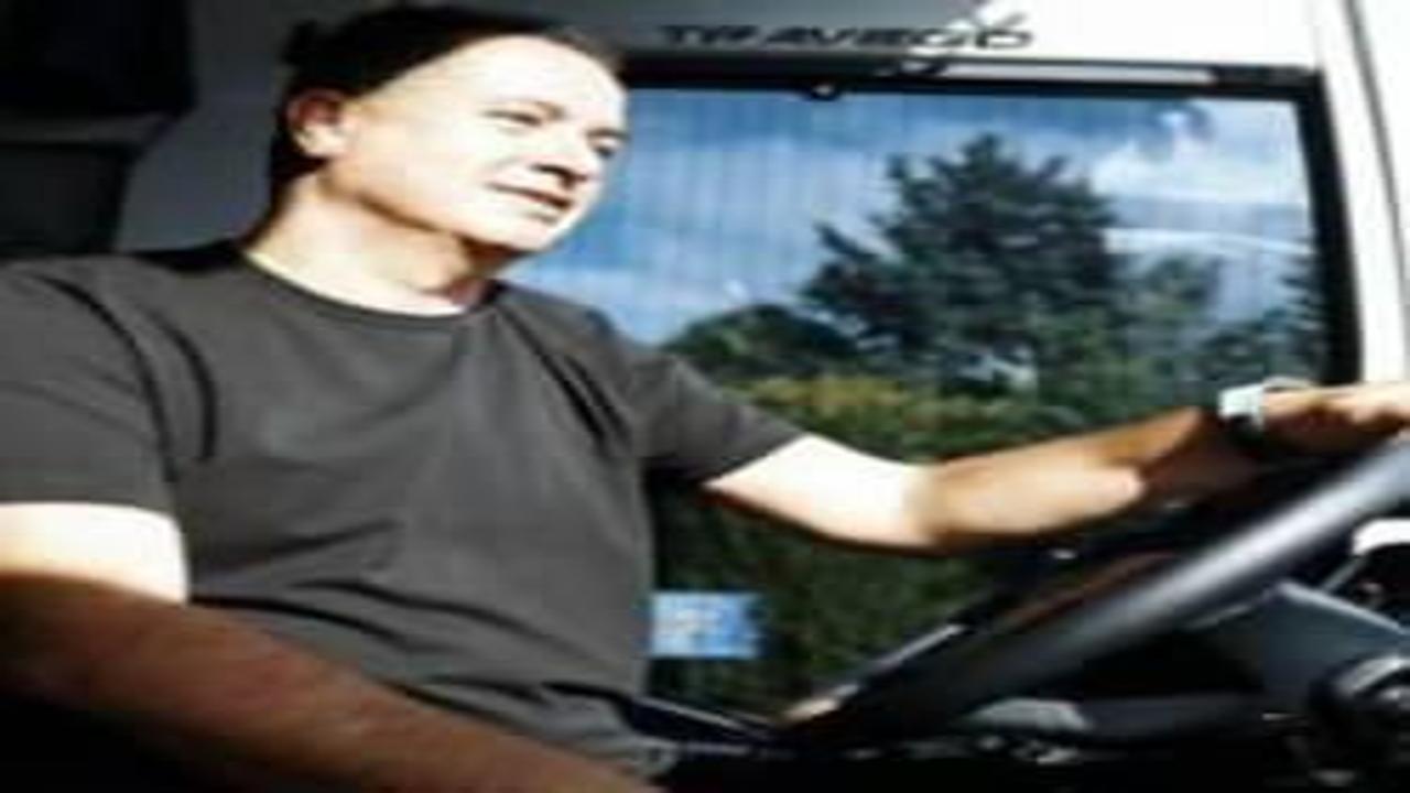 Acun 100 taraftara 'Sizi buradan alıyoruz' dedi, bedava tatile çıkardı