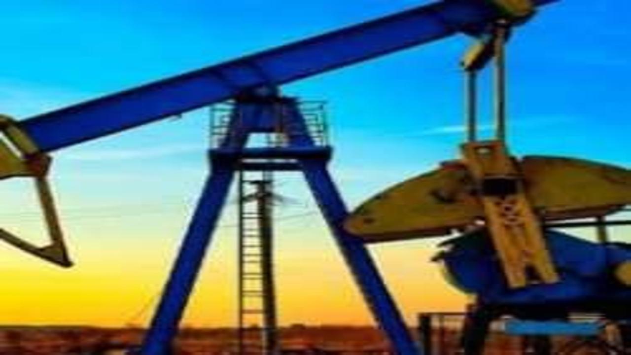 ABD'nin ticari ham petrol stokları 2,4 milyon varil azaldı