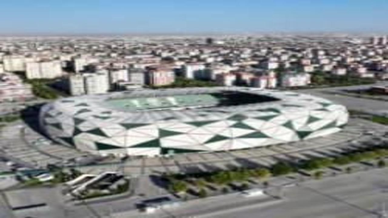 Konya Büyükşehir Stadyumu milli maça hazırlanıyor