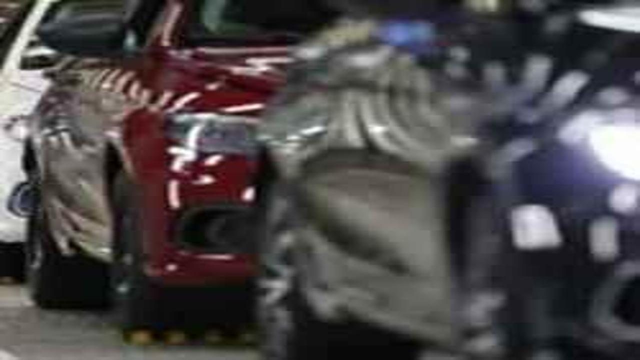 Çin ve Japon otomobillerine vergi artışı, ABD otomobillerine indirim