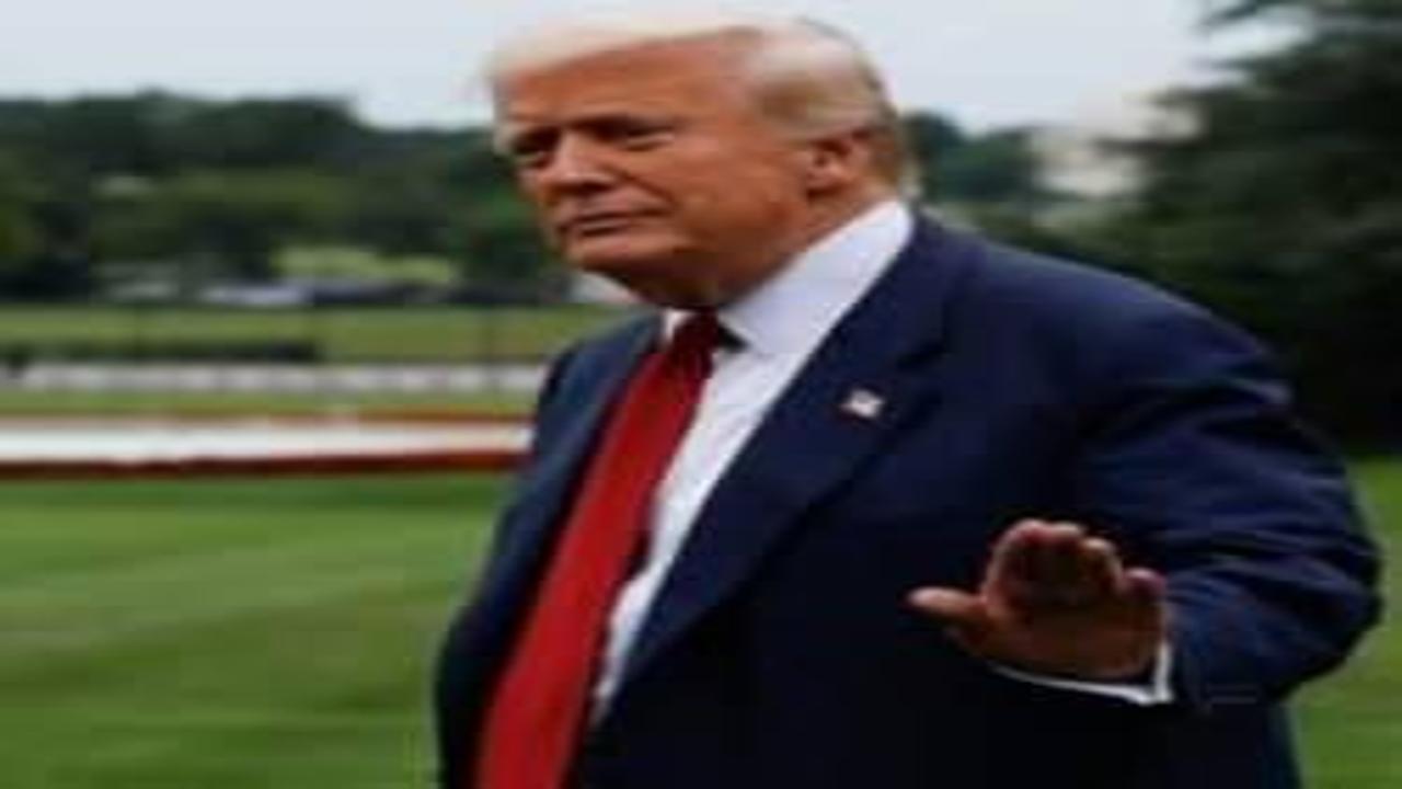 Trump'tan dikkat çeken bebek aşısı mesajı: Atlara yapılan gibi dev dozlar veriliyor!