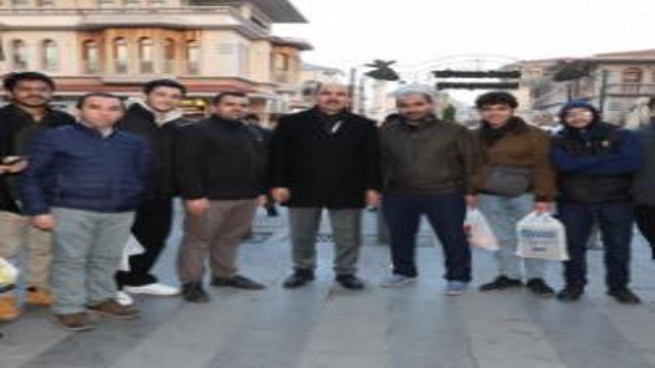 Başkan Altay, Şeb-i Arus etkinlikleri için kentte gelen misafirlerle ve esnafla buluştu