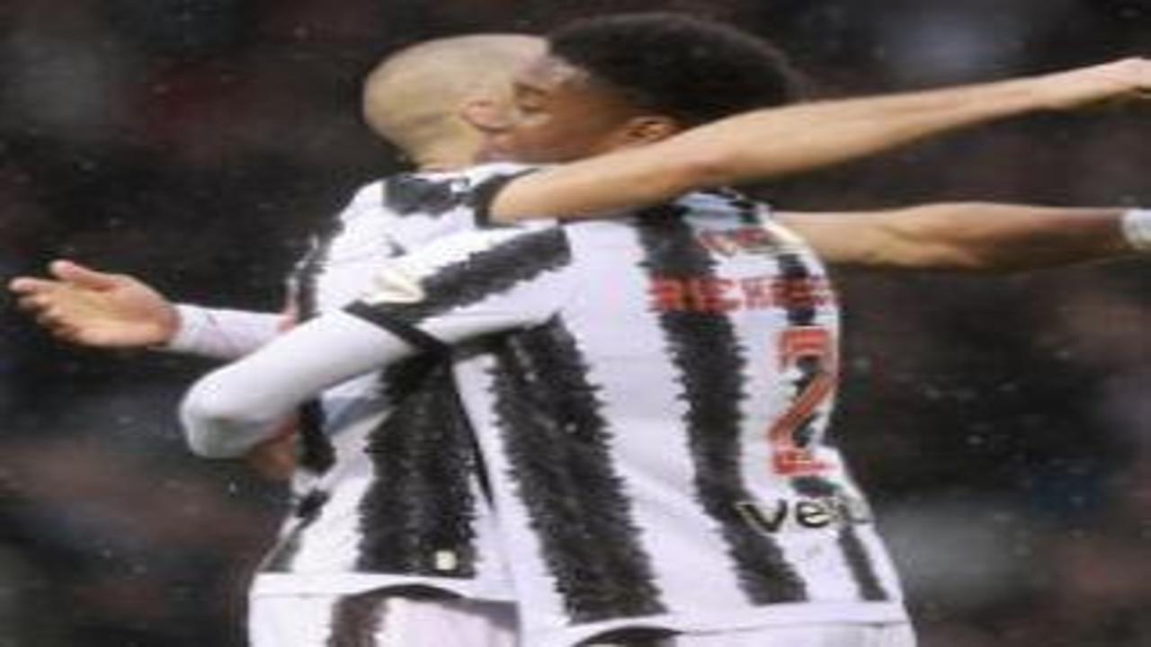 80 bin kişinin yaşadığı kasabada tarih yazıldı: Şampiyon oldular