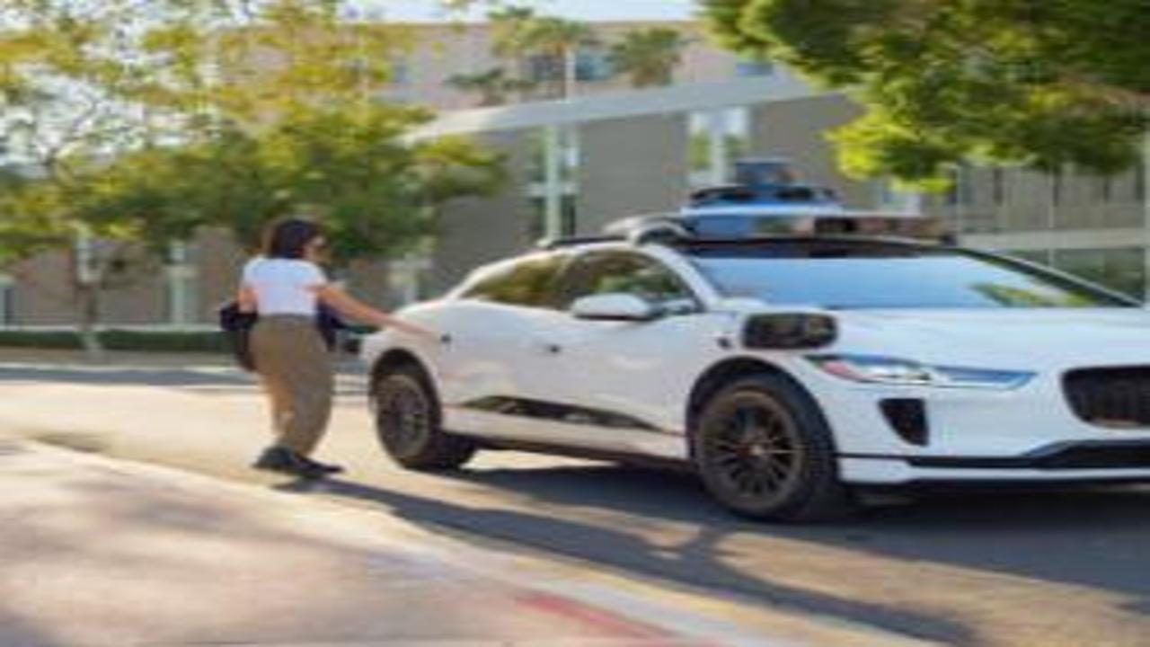 ABD'de sıra dışı olay: Sürücüsüz takside doğum yaptı!