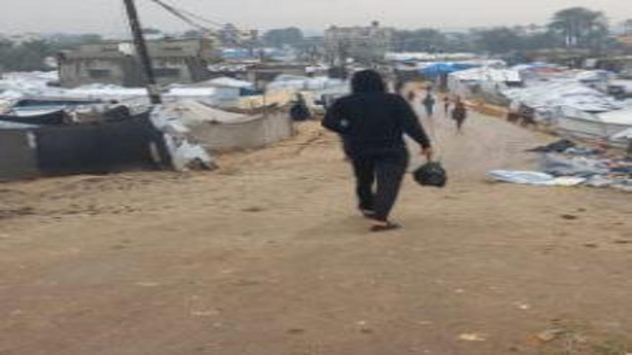 Gazze’de kış felaketi: Sel her yeri sardı, Deniz Feneri kampları testten geçti